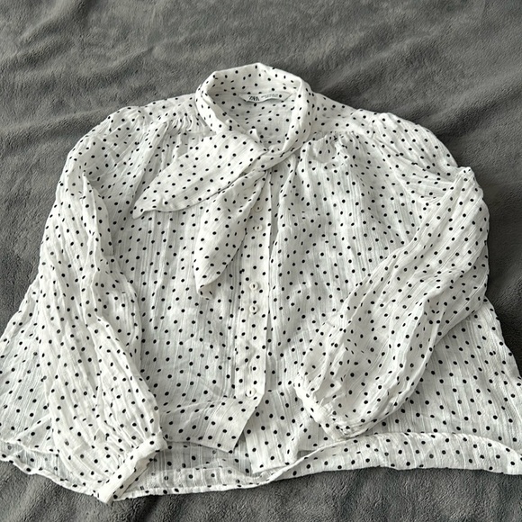 Zara polka dot blouse - Picture 1 of 3